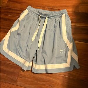 Nike Dri-Fit Blue Athletic Shorts Women’s Medium (0512)